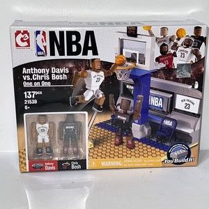 Rare C3 Construction NBA Anthony Davis vs Chris Bosh One on One Bridge Figurines